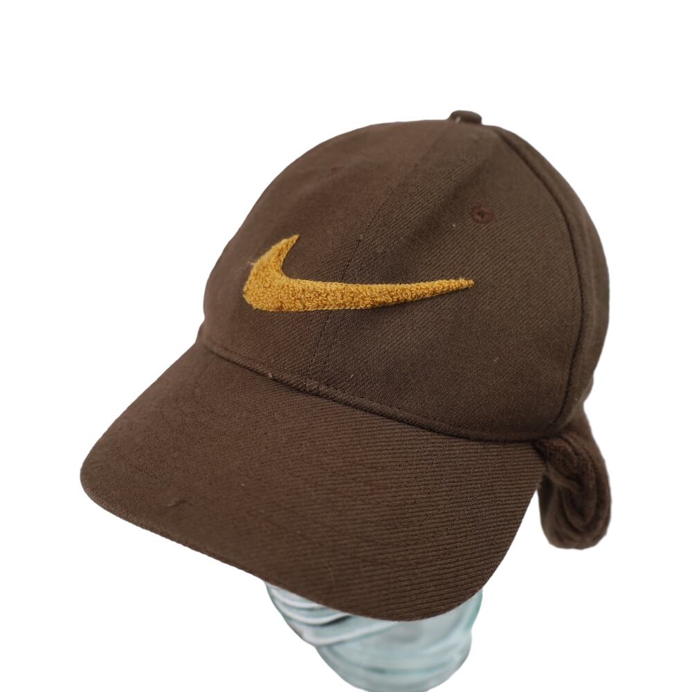 Vintage Nike Textured Swoosh Snow Hat